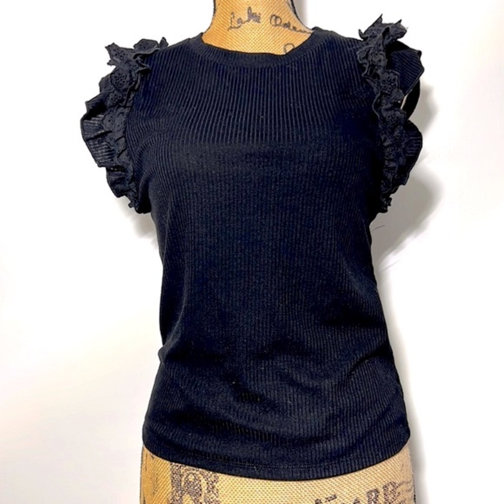 SALO LA FILLE | Black Ruffle Cap Sleeves Top. Sz. S